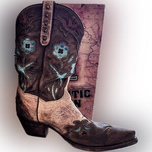 Laredo Brown and Cream Boots with Turquoise Floral Design